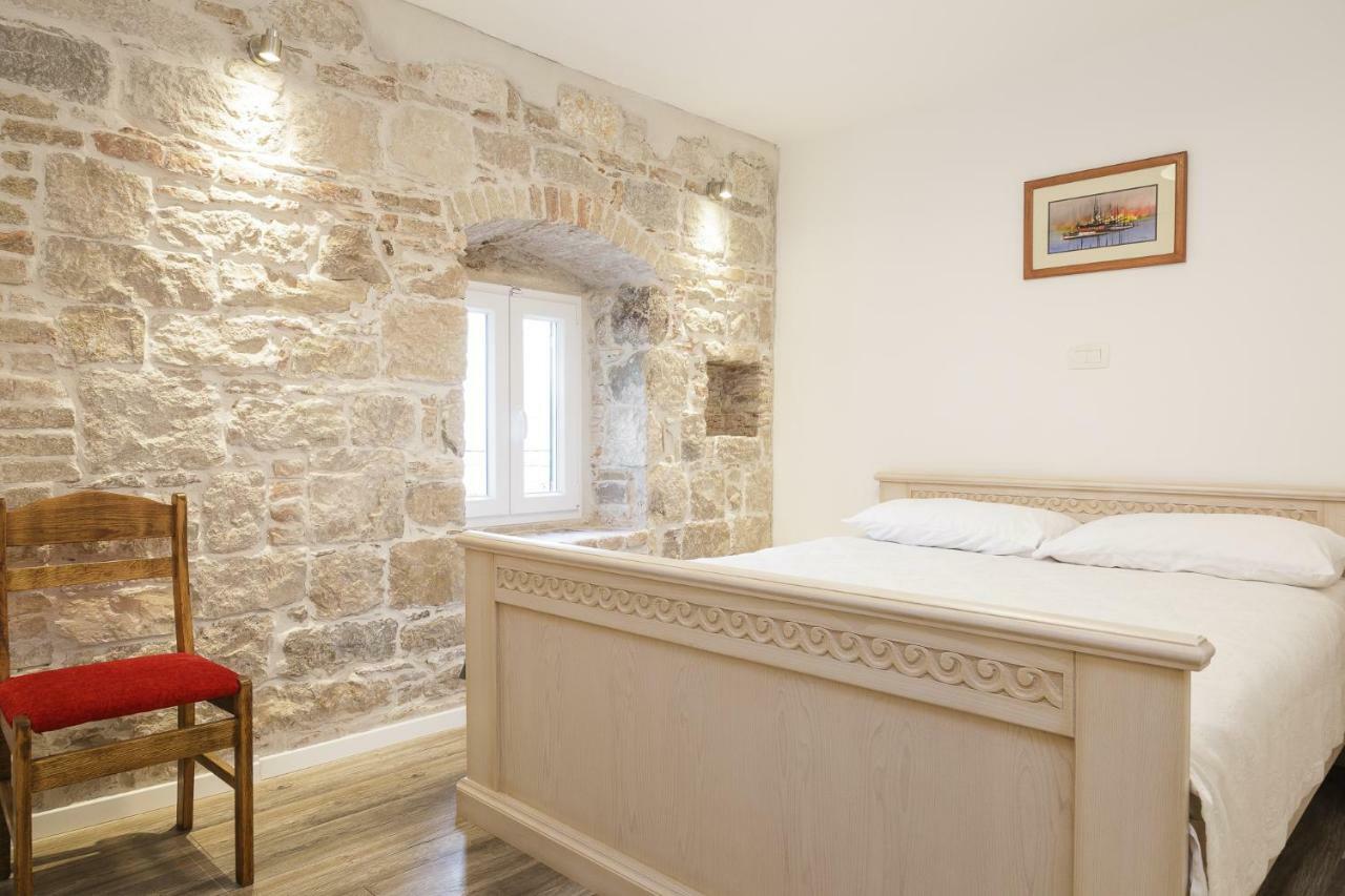 ספליט Stone Apartman Varos מראה חיצוני תמונה